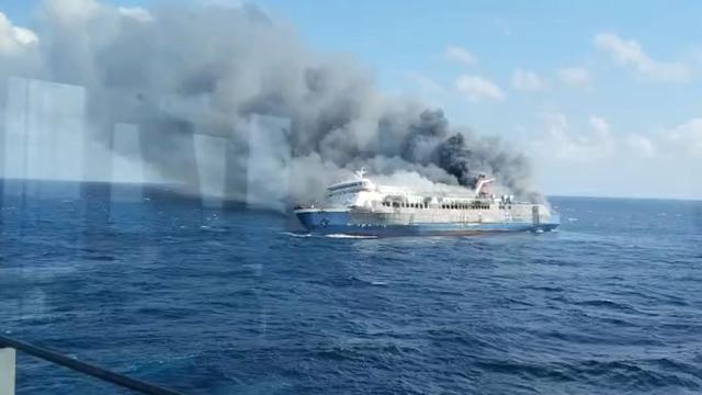 Schiffsunglücke: Tote und Vermisste nach Schiffsbrand in Indonesien