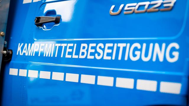 Landkreis Friesland: A29 und Bahnstrecke nach Blindgängerfund gesperrt