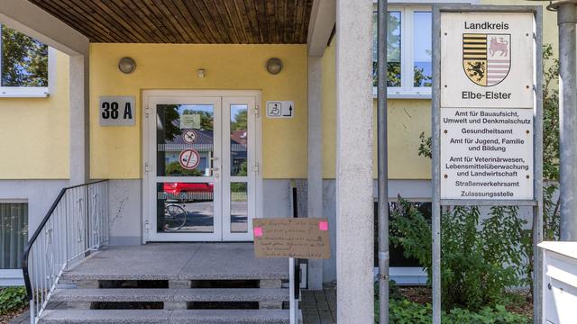 Nach Angriff: Jugendamt in Finsterwalde nach Angriff wieder geöffnet