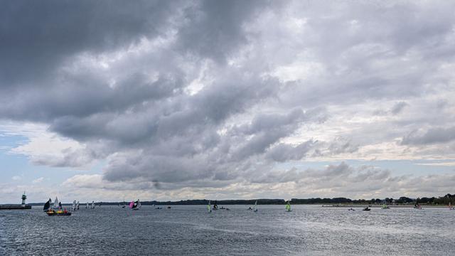 Wetter: Sonne, Hitze, Gewitter – Unwettergefahr im Norden steigt