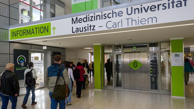 Neue Medizin-Uni: Unimedizin Lausitz: Im Oktober starten die Studenten