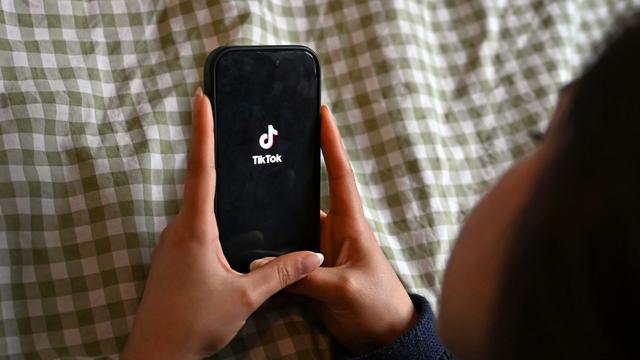 Cyberkriminalität: 13-Jährige auf TikTok mit Nacktaufnahmen erpresst