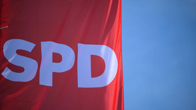 Parteien: Hessische SPD-Politiker kritisieren Kurs der Partei