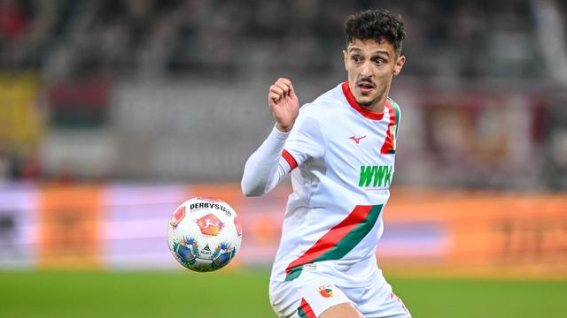 Transfers: Medien: Giannoulis-Weggang vom FC Augsburg fix