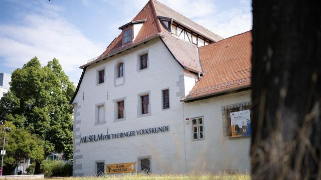 Sonderschau in Erfurt: Ausstellung zu Erotikshops als Spiegel der Wendejahre
