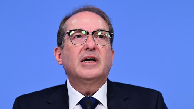 Flughafen Leipzig: Dobrindt unterbricht Urlaub wegen Drohnen-Vorfall