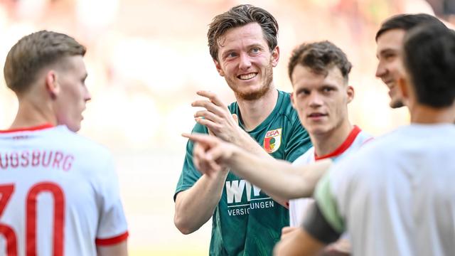 Ogundu im Test mit Dreierpack: FC Augsburg beim 15:0 in Tirol in Torlaune