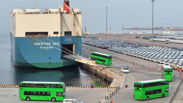 Außenhandel: Chinas Exporte nach Deutschland steigen weiter kräftig