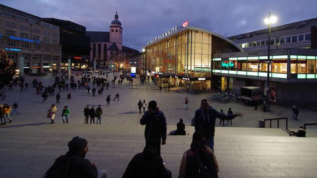Montag Sitzung zu dem Thema: Hat Köln Abschiebehilfe abgelehnt? Stadt prüft Vorwürfe