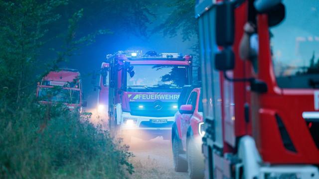 Brände: Waldbrand bei Bad Schwalbach gelöscht