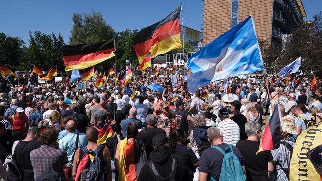 Regierungsrücktritt gefordert: «Diese Regierung muss weg» - Demonstration in Plauen