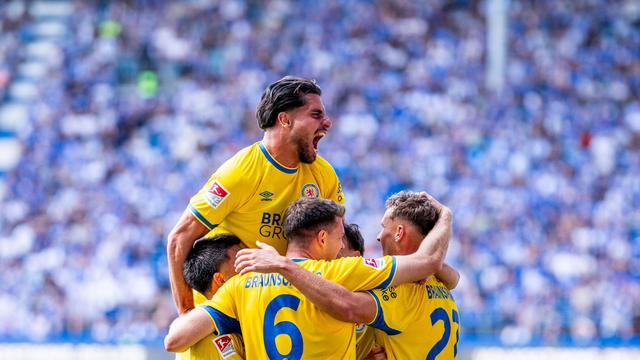 Fußball: Effiziente Braunschweiger deklassieren konfuse Magdeburger