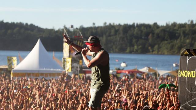 Festivals: Polizei zieht Orts- und Verkehrsschilder bei Techno-Fans ein