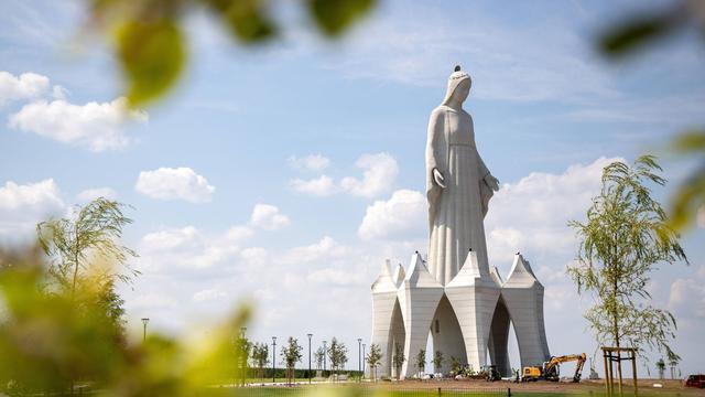 Größer als der Jesus in Rio: Riesige Marienstatue in Polen soll Pilger anziehen