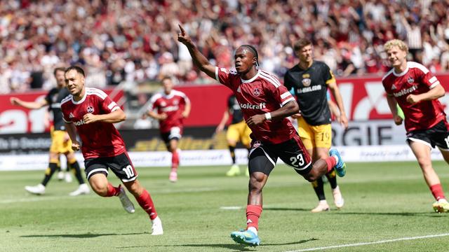 2. Fußball-Bundesliga: Nürnberger Zoma befeuert mit Dreierpack Spekulationen