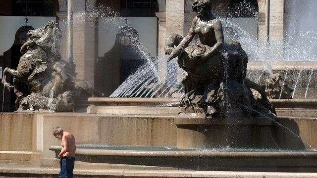 Hitzewelle: Deutscher springt in Brunnen in Rom - Geldstrafe