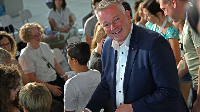 Schule: Schnieder: Bin frisch eingeschult als Chef des Landes