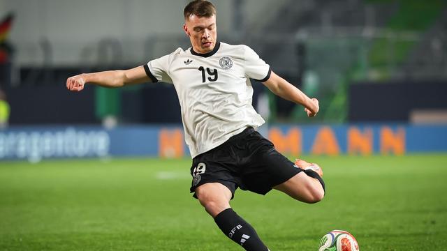 Transfer: Wechsel perfekt: VfB verpflichtet Wolfsburgs Pejcinovic