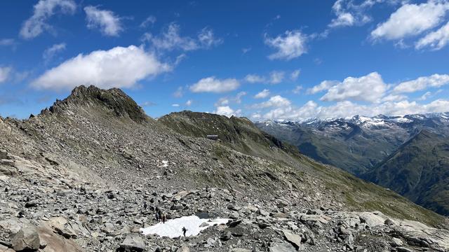 Solo-Bergtour: Deutscher Wanderer stürzt in Tirol über Felswände - tot