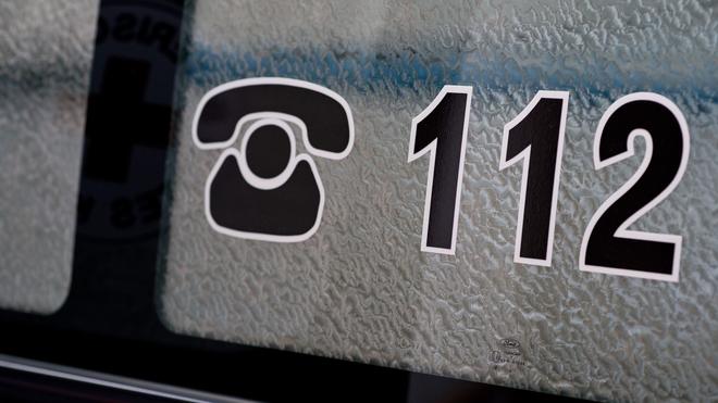 Unfall im Kreis Offenbach: Sanitäter brachten die 14-Jährige in eine Klinik. (Symbolbild)