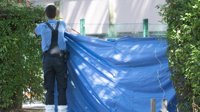 Tötungsdelikt: Mann stirbt an Verletzungen - Fahndung nach Tatverdächtigen