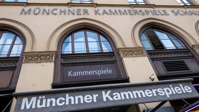 Gelungene Mixtur angeboten: Münchner Kammerspiele räumen bei Kritikerumfrage ab