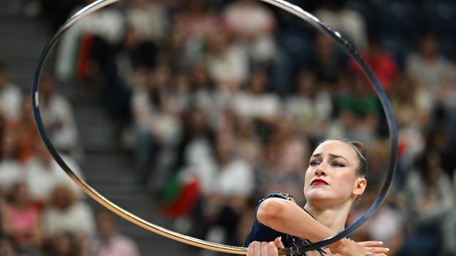 Rhythmische Sportgymnastik: Nach Schrecksekunde: Varfolomeev begeistert zum WM-Auftakt