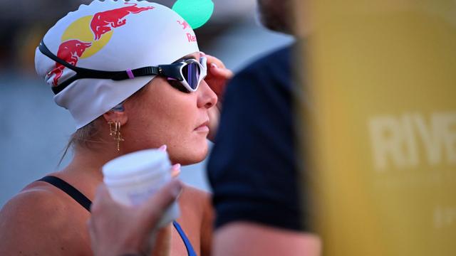 Von Frankfurt nach Köln: Neun Stunden im Main – So geht es Extremschwimmerin Pohl