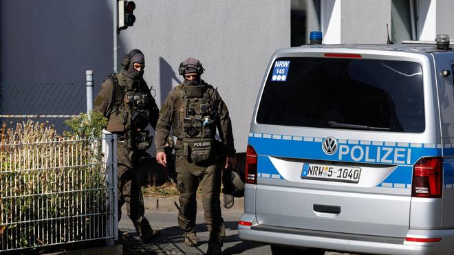  Der bei einem Polizeieinsatz in Bielefeld erschossene Mann wird obduziert.