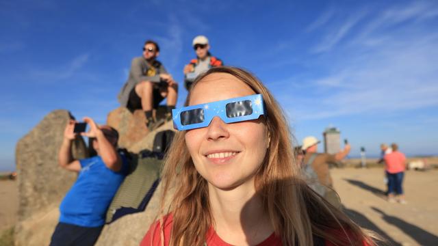 Himmelsspektakel: Plätze mit Aussicht zur Sonnenfinsternis begehrt