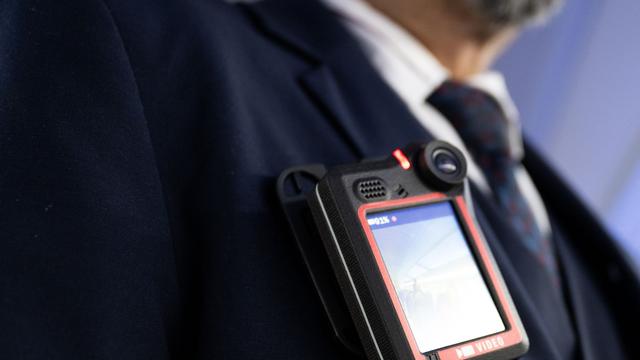 Sicherheit: Bahn stattet auch Personal in Bahnhöfen mit Bodycams aus