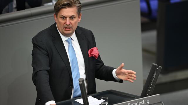 Wegen offener Geldforderung: Gericht erlässt Haftbefehl gegen AfD-Politiker Krah