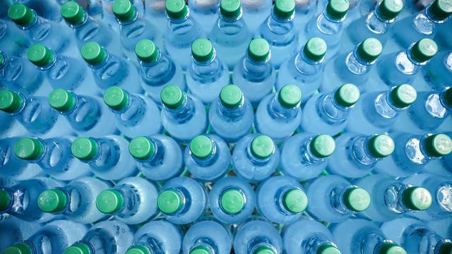 Hitze: Mineralwasser-Abfüller spüren «Logistik-Engpass»