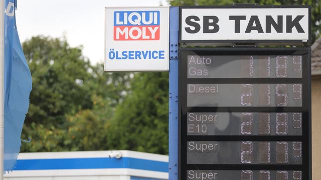 Spritpreise: Freie Tankstellen fordern Ende der 12-Uhr-Regel