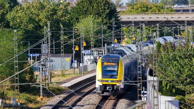 Weitere Bauarbeiten: Rheintalbahn erneut am Wochenende teilweise gesperrt