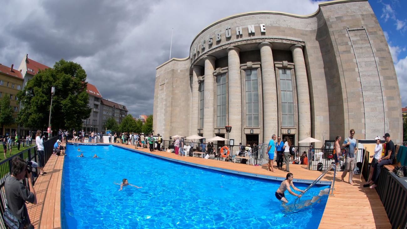 Entscheidung von Volksbühne: Schwimm-Event für Schwarze Menschen abgesagt: Politik empört