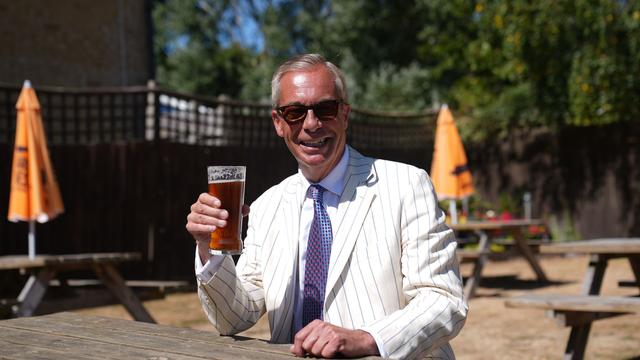 Großbritannien: Wahl in Clacton: Nigel Farage erklärt sich zum Sieger