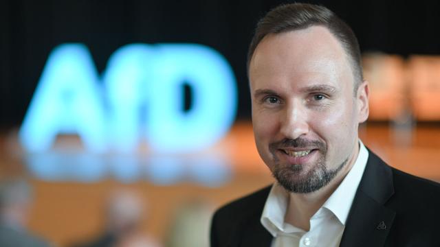 Wahlkampf in Sachsen-Anhalt: Jugendlicher bei Auseinandersetzung um AfD-Plakat verletzt