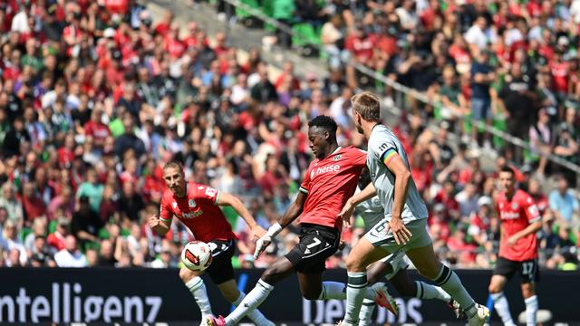2. Fußball-Bundesliga: 1:0 beim Nachbarn: Wolfsburg schafft ersten Zweitliga-Sieg