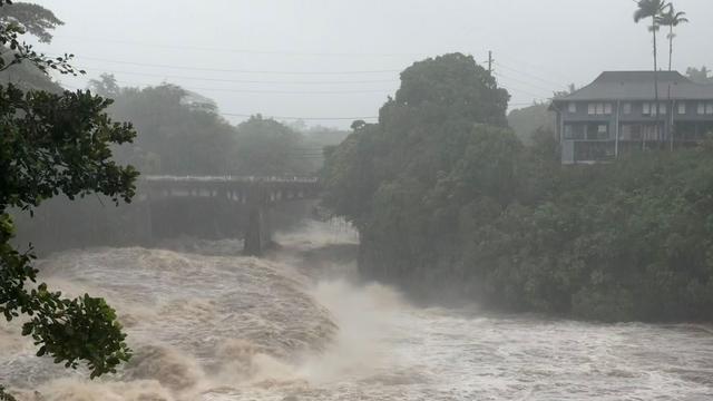 Extremwetter: Hurrikan «Lala» vor Hawaii: Zehntausende ohne Strom