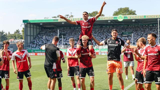 4:2 gegen Erzrivale Fürth: Mit Comeback an die Spitze: «Club»-Euphorie nach Derby-Coup