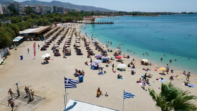 Drei Tote: Brautpaar stürzt mit Hubschrauber auf griechischer Insel ab