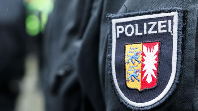 Kriminalität: Leiche mit Kopfverletzung auf Straße gefunden