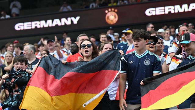 Nationalteams: Stehplätze zurück bei Länderspielen: Was Fans wissen müssen