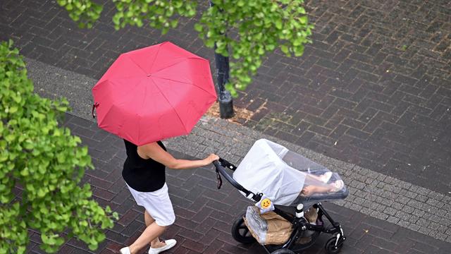 Wolken und Niederschläge: Wechselhaft und nur noch mäßig warm in Hessen
