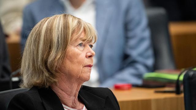 Öffentlicher Dienst: Landtag befürwortet mehr Geld für Beamte in Rheinland-Pfalz