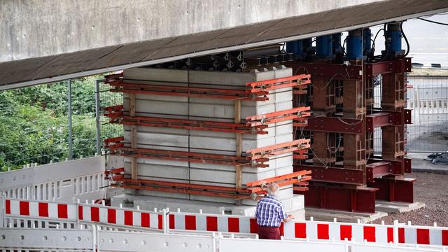 Verkehrssicherheit: Brücke Budapester Straße in Dresden ab Montag wieder frei