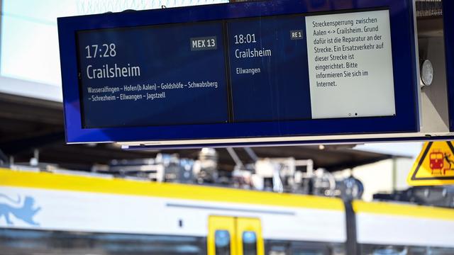 Bahnverkehr beeinträchtigt: Schäden an Schienen: Bahnstrecke bleibt weiter gesperrt