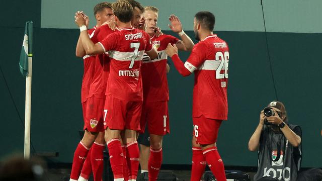 Bild: DFB-Pokal: 4:0 in Rostock: Neuer Stuttgart-Stürmer trifft dreimal