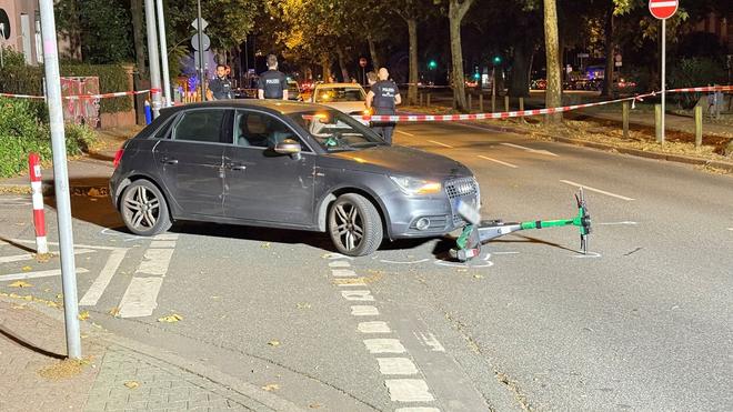 Schwerer Unfall: In Frankfurt gab es einen Unfall, bei dem ein 68 Jahre alter E-Scooter-Fahrer schwer verletzt wurde (Symbolbild)